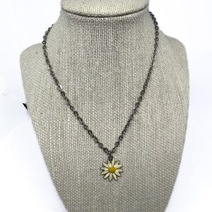 Enamel‎ White & Yellow Flower Pendant Necklace